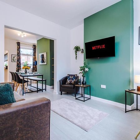 Stunning 3-Bed Home In Nantwich By 53 Degrees Property - Amazing Location, Ideal For Groups - Sleeps 6 外观 照片