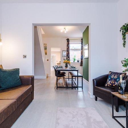 Stunning 3-Bed Home In Nantwich By 53 Degrees Property - Amazing Location, Ideal For Groups - Sleeps 6 外观 照片